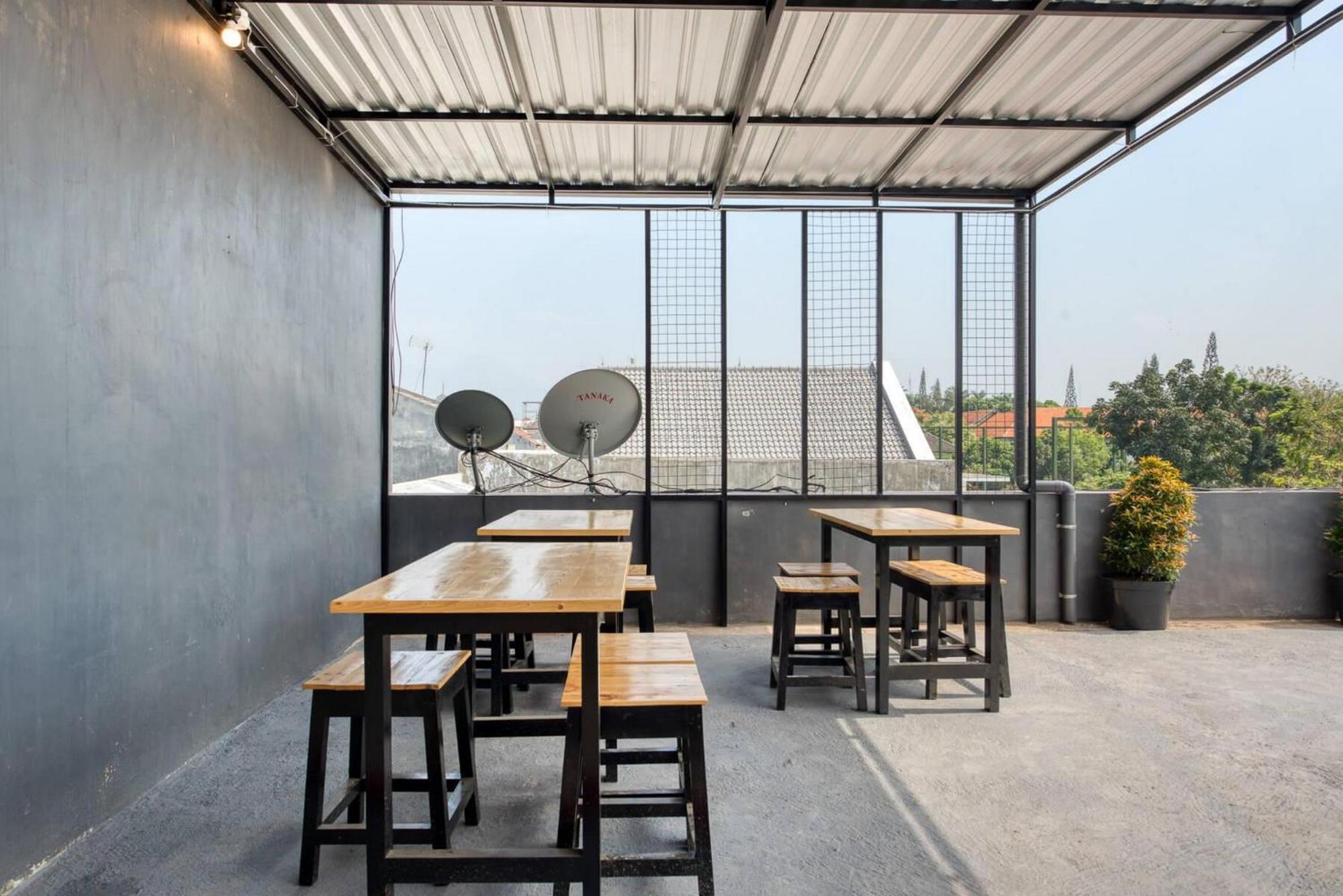 Reddoorz Syariah @ Jl. Cengger Ayam Dalam Hotel Malang Exterior foto
